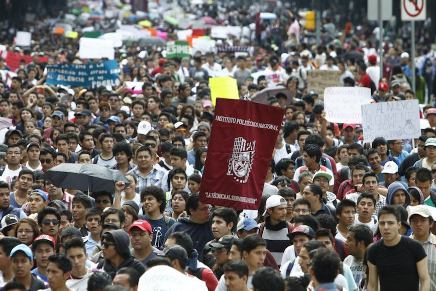 Renuncia secretario general de IPN