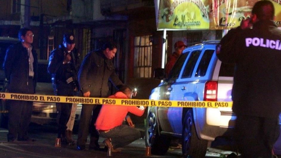 Asesinan a dos hombres en Iztapalapa
