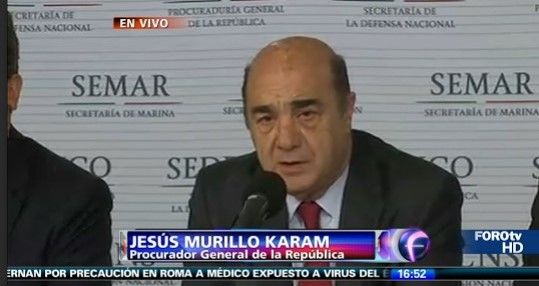 Hay 4 fosas clandestinas más en Iguala: Murillo Karam