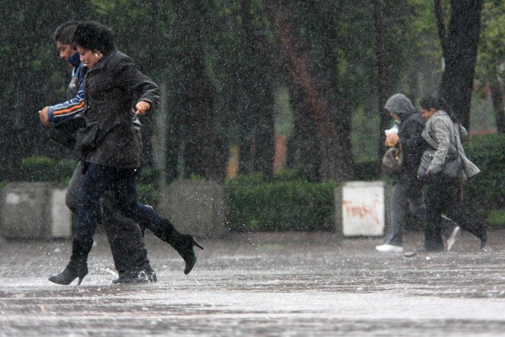 Se pronostica descenso de temperatura y lluvias en el país