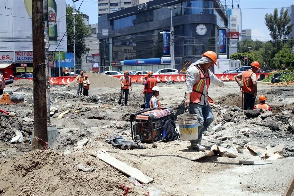 Suspenden construcción de bahías en Masaryk