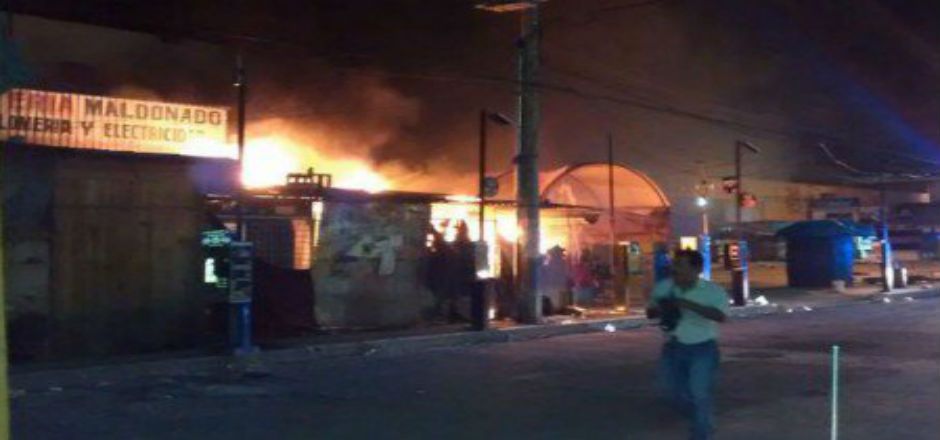 Incendio en el principal mercado de Chilpancingo