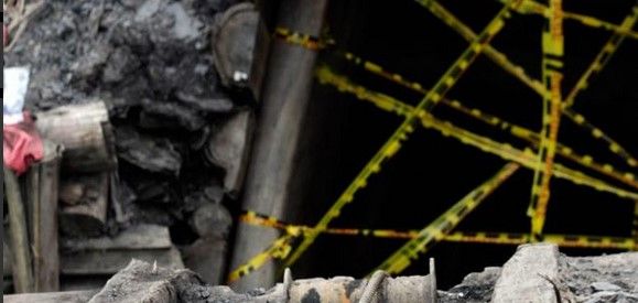 Atrapados 12 mineros en Colombia Atrapados 12 mineros en Colombia