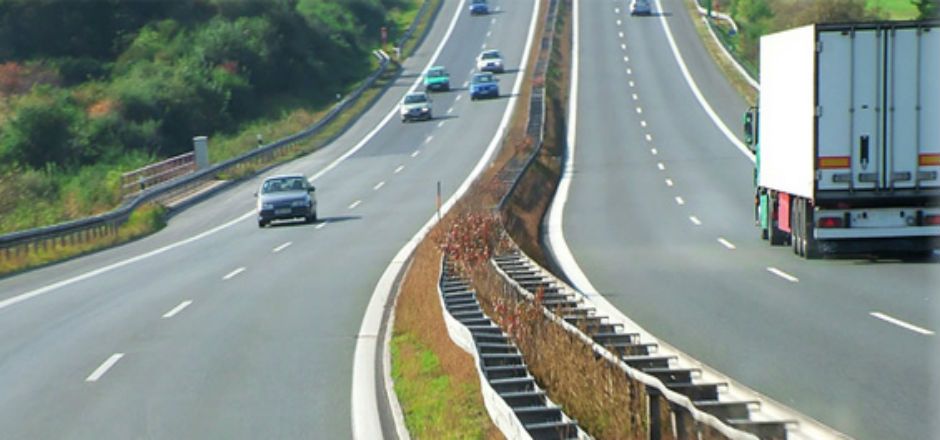 Muere funcionario de SEDESOL tras accidente en Nueva Italia Muere funcionario de SEDESOL tras accidente en Nueva Italia