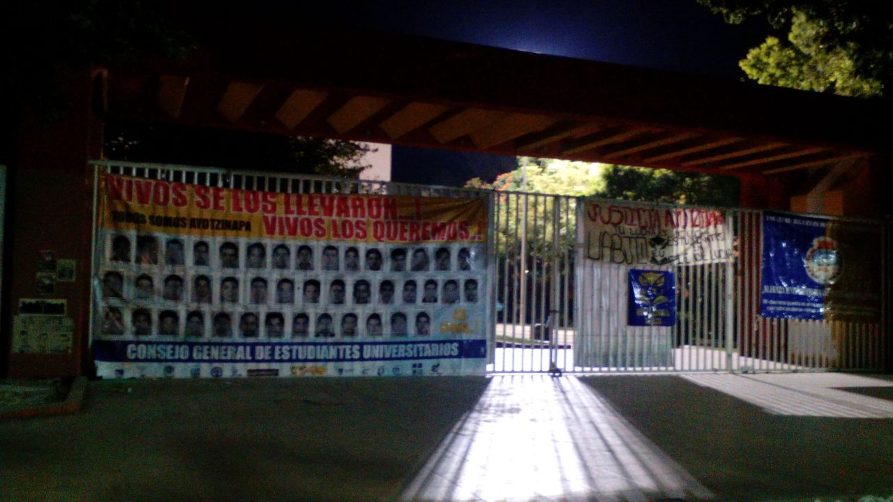 Estudiantes toman instalaciones de Ciudad Universitaria en Oaxaca