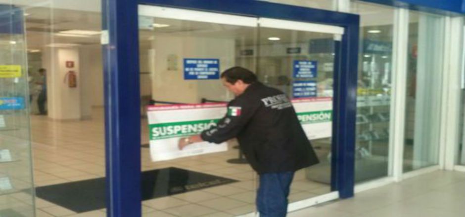 PROFECO coloca sellos de suspensión en negocios de telefonía