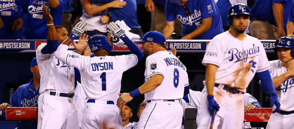 Los Reales ganan el comodín de la Americana