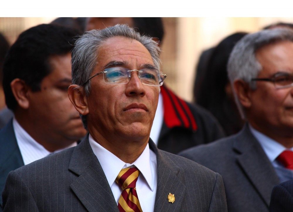 Gobernador de Michoacán ganaría menos que otros funcionarios