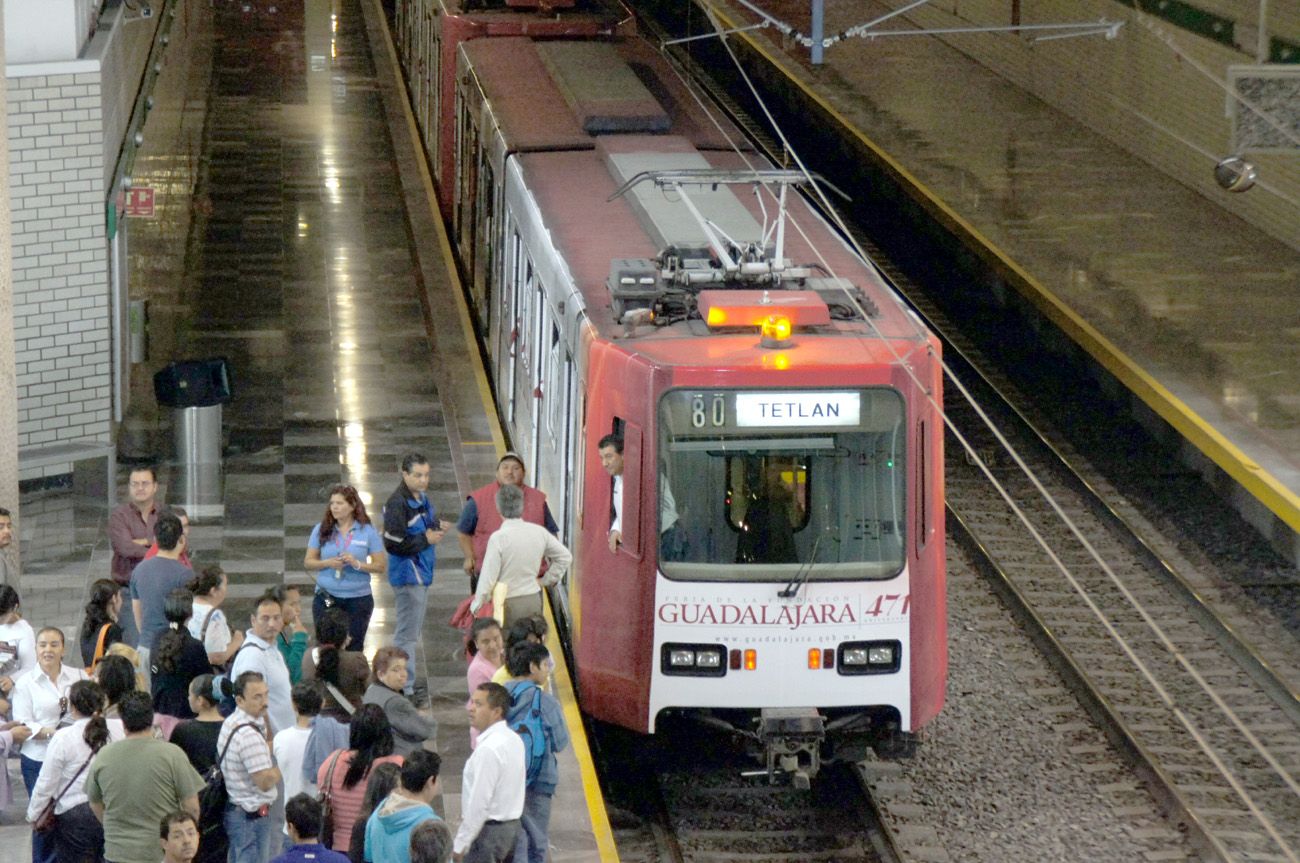 Proponen mesa de trabajo para línea 3 del tren ligero de Guadalajara