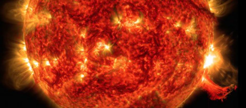 Reportan afectaciones en telecomunicaciones por llamarada solar Reportan afectaciones en telecomunicaciones por llamarada solar