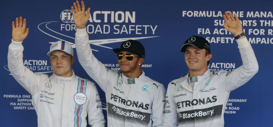 Hamilton gana la pole en Rusia