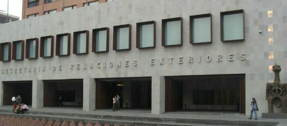 Se intoxican 16 empleados de SRE