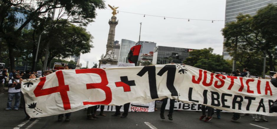 Ordena juez liberar a los 11 detenidos en el Zócalo Ordena juez liberar a los 11 detenidos en el Zócalo