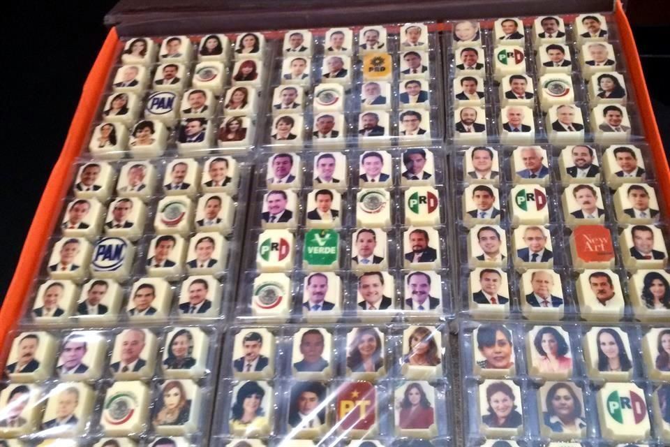 Senadores se regalarán chocolates con su foto Senadores se regalarán chocolates con su foto