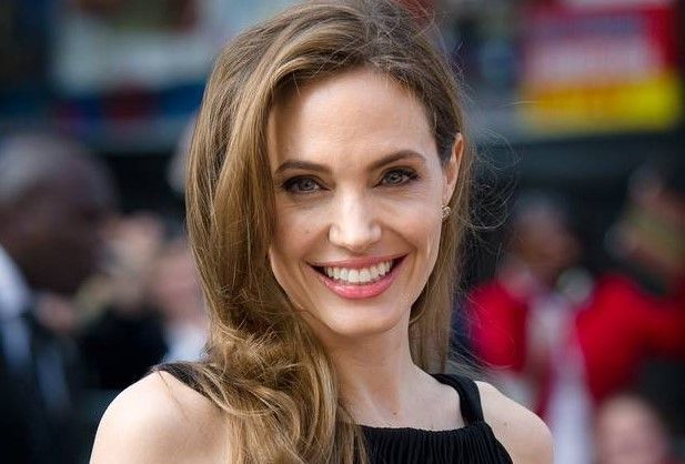 Angelina Jolie anuncia su retiro de la actuación Angelina Jolie anuncia su retiro de la actuación