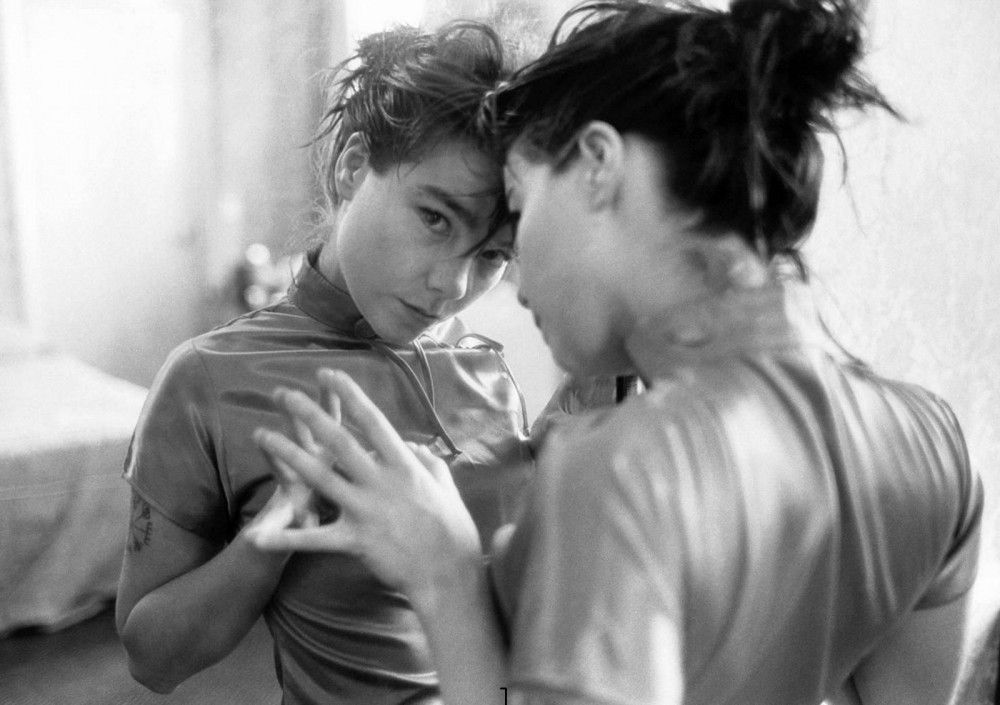 Se lanzará “Björk: Archives”, libro retrospectivo de la cantante islandesa Se lanzará “Björk: Archives”, libro retrospectivo de la cantante islandesa