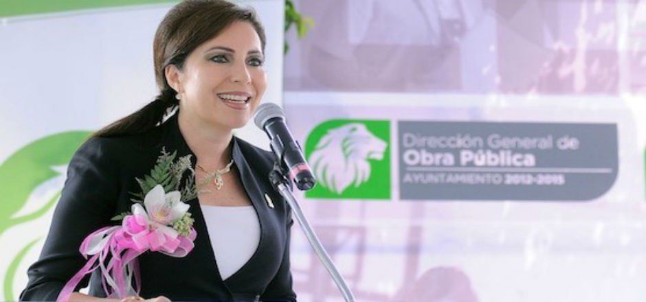 Se busca al funcionario más guapo o guapa de León Se busca al funcionario más guapo o guapa de León