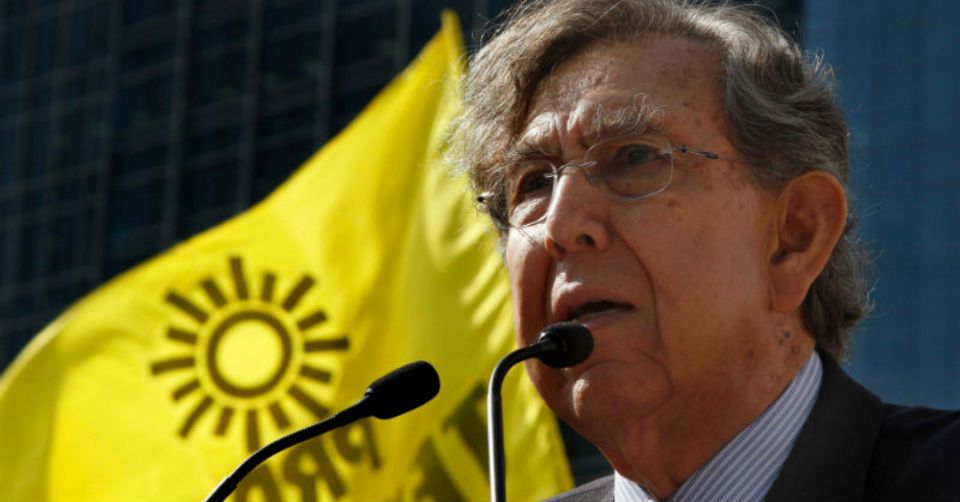 Evalúa Cárdenas permanencia en PRD Evalúa Cárdenas permanencia en PRD