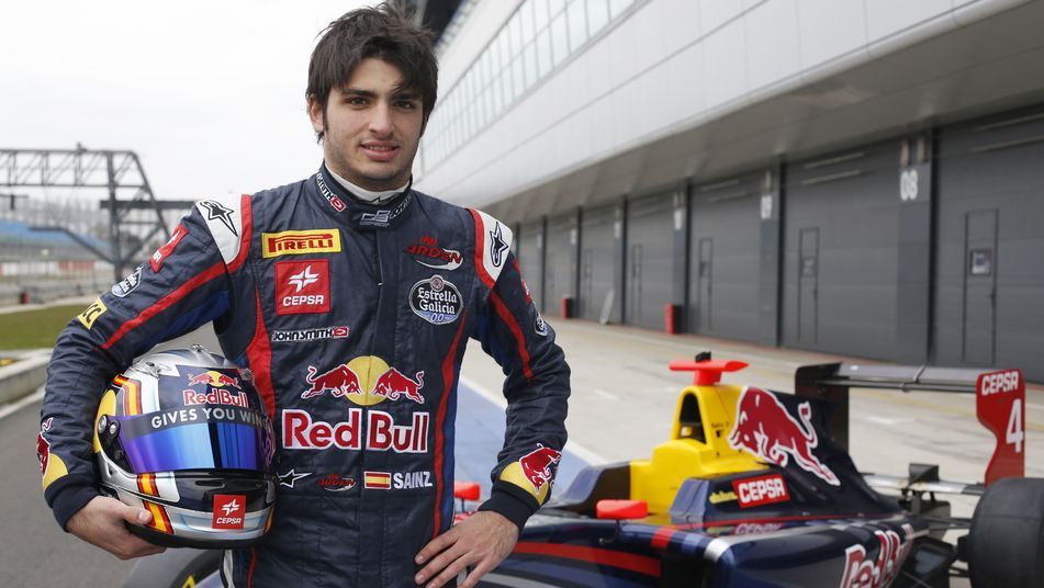Toro Rosso enlista a piloto Carlos Sainz Jr en su escudería