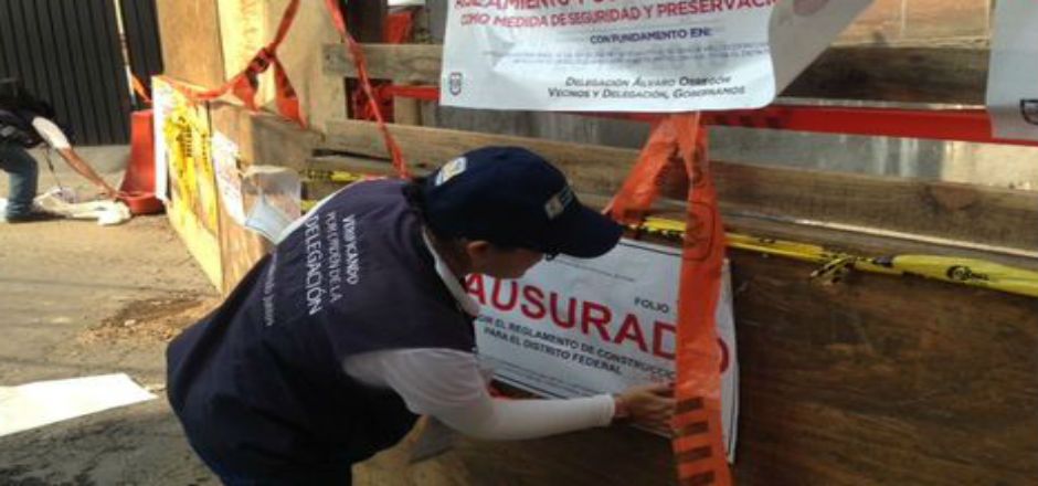 Imponen multa a empresa responsable de derrumbe en Álvaro Obregón