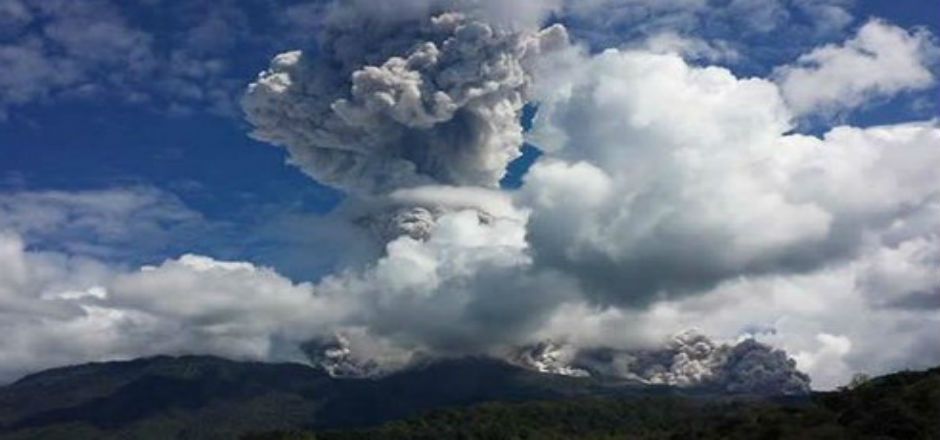 CENAPRED evalúa actividad del volcán de Colima
