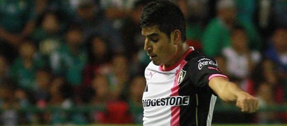 Enrique Pérez es baja del Tri por lesión Enrique Pérez es baja del Tri por lesión