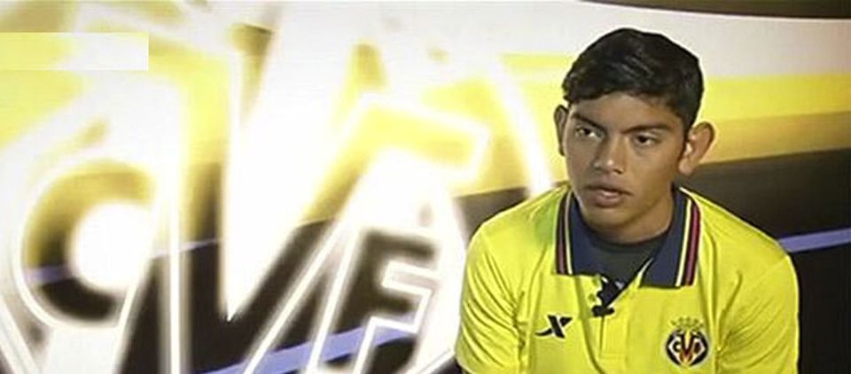 Jonathan Espericueta convocado con el Villarreal B
