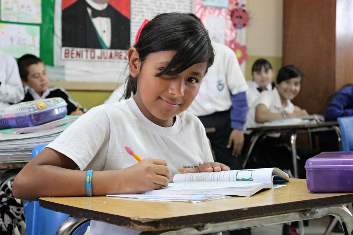 Sector educativo recibirá presupuesto histórico en 2015: Beltrones