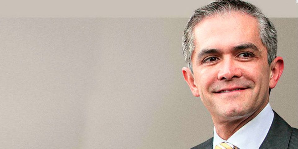 Miguel Ángel Mancera podría abandonar el hospital en 72 horas