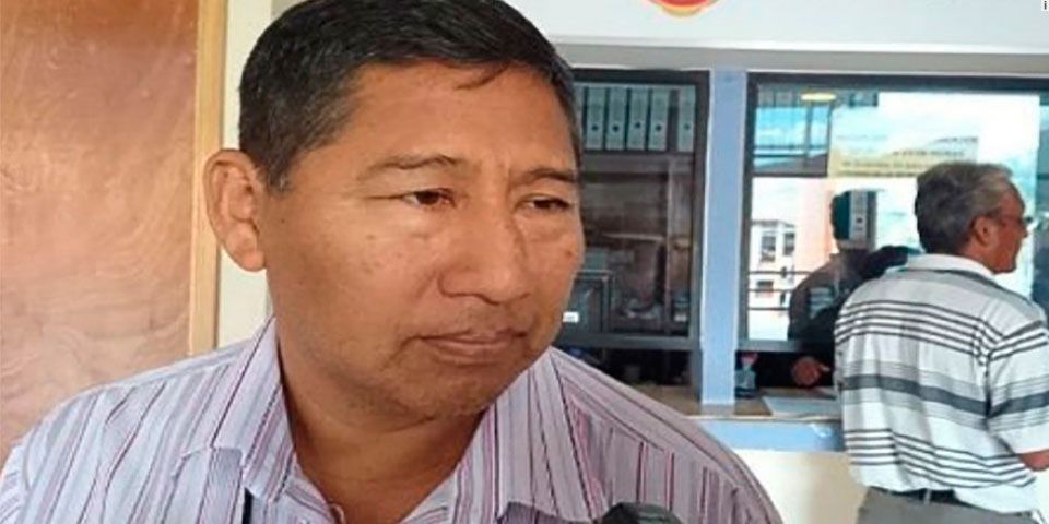 Señalan a alcalde de Apaxtla de tener nexos con Guerreros Unidos Señalan a alcalde de Apaxtla de tener nexos con Guerreros Unidos