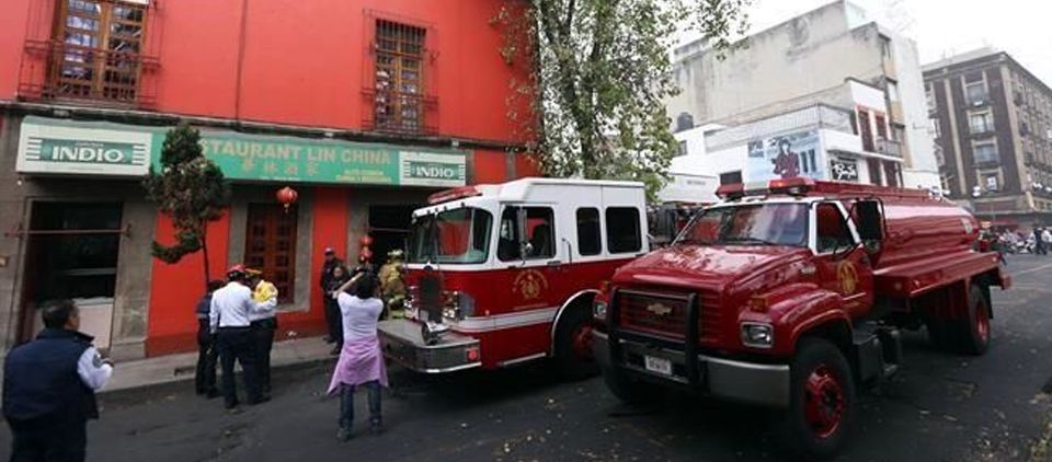 Se incendia restaurante en el Centro Histórico