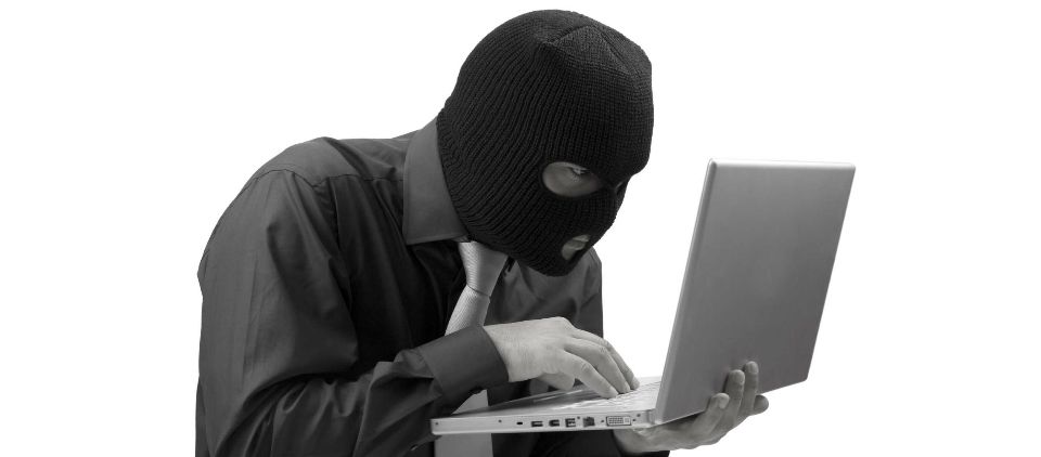 Se esperan más ataques y fraudes por internet para 2015