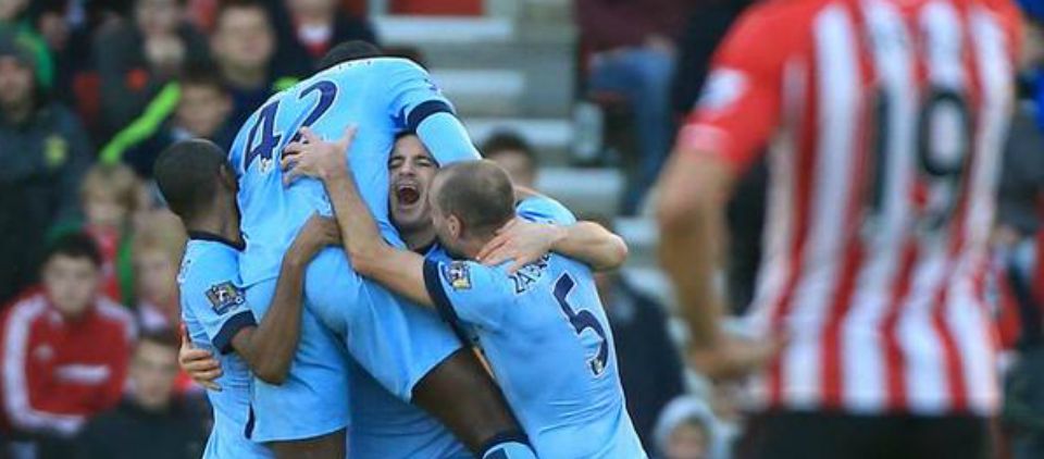 Manchester City gana y se acerca al Chelsea Manchester City gana y se acerca al Chelsea