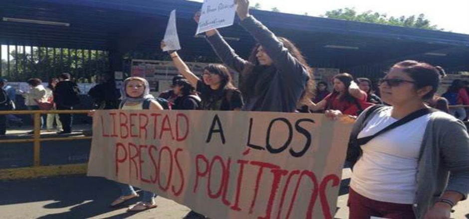 Marchan en CU por detenidos el 20 de noviembre