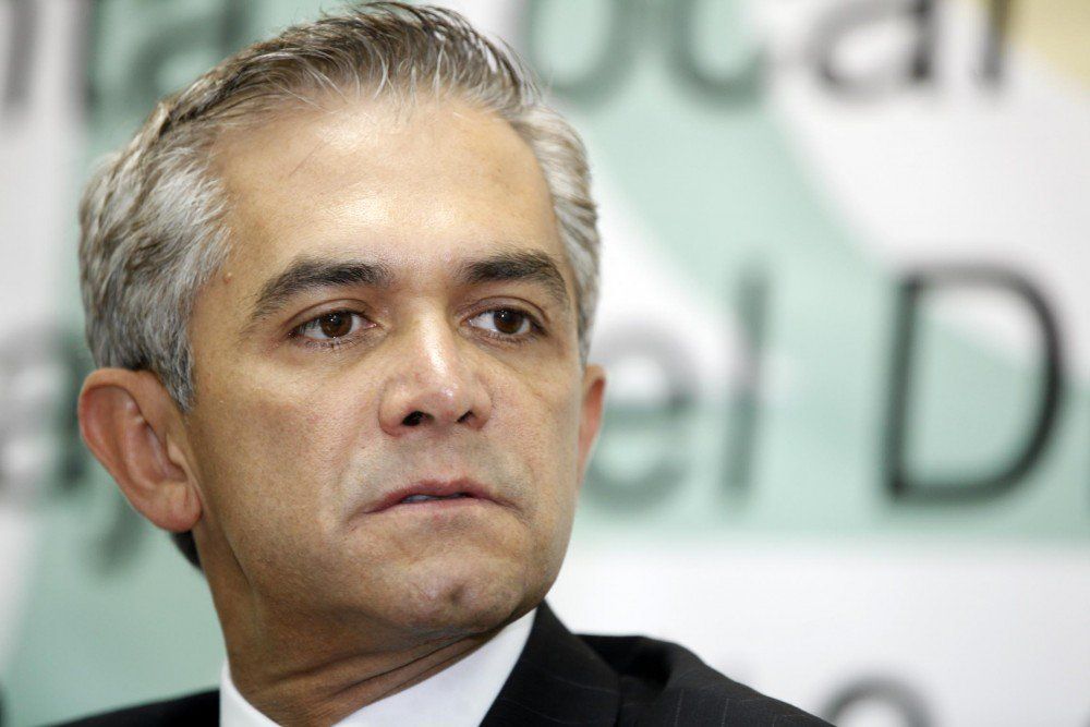 Mancera mejora pero se mantiene en estado crítico