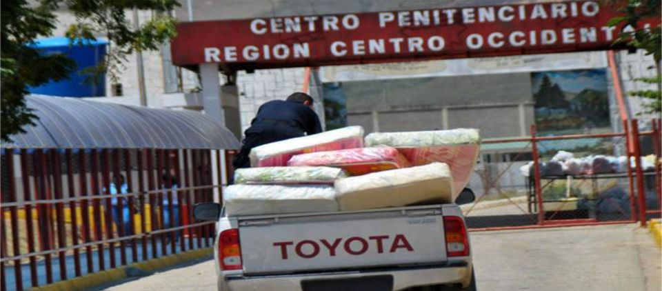 Mueren 35 reos en cárcel venezolana