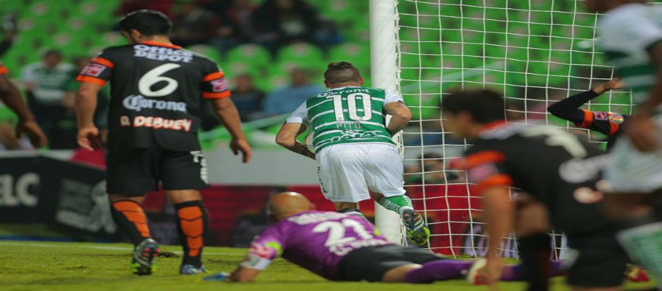 Santos se acerca a la liguilla