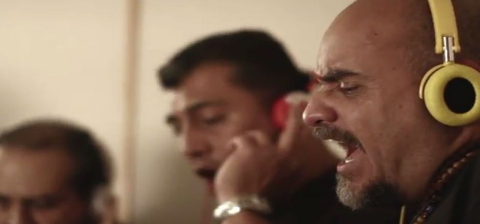 Graban video “Grito de Guerra” por Ayotzinapa Graban video “Grito de Guerra” por Ayotzinapa