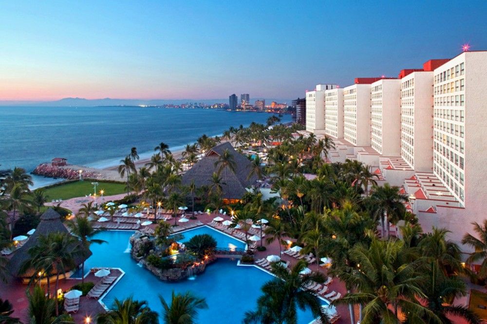 Puerto Vallarta recibirá medio millón de turistas este fin de año