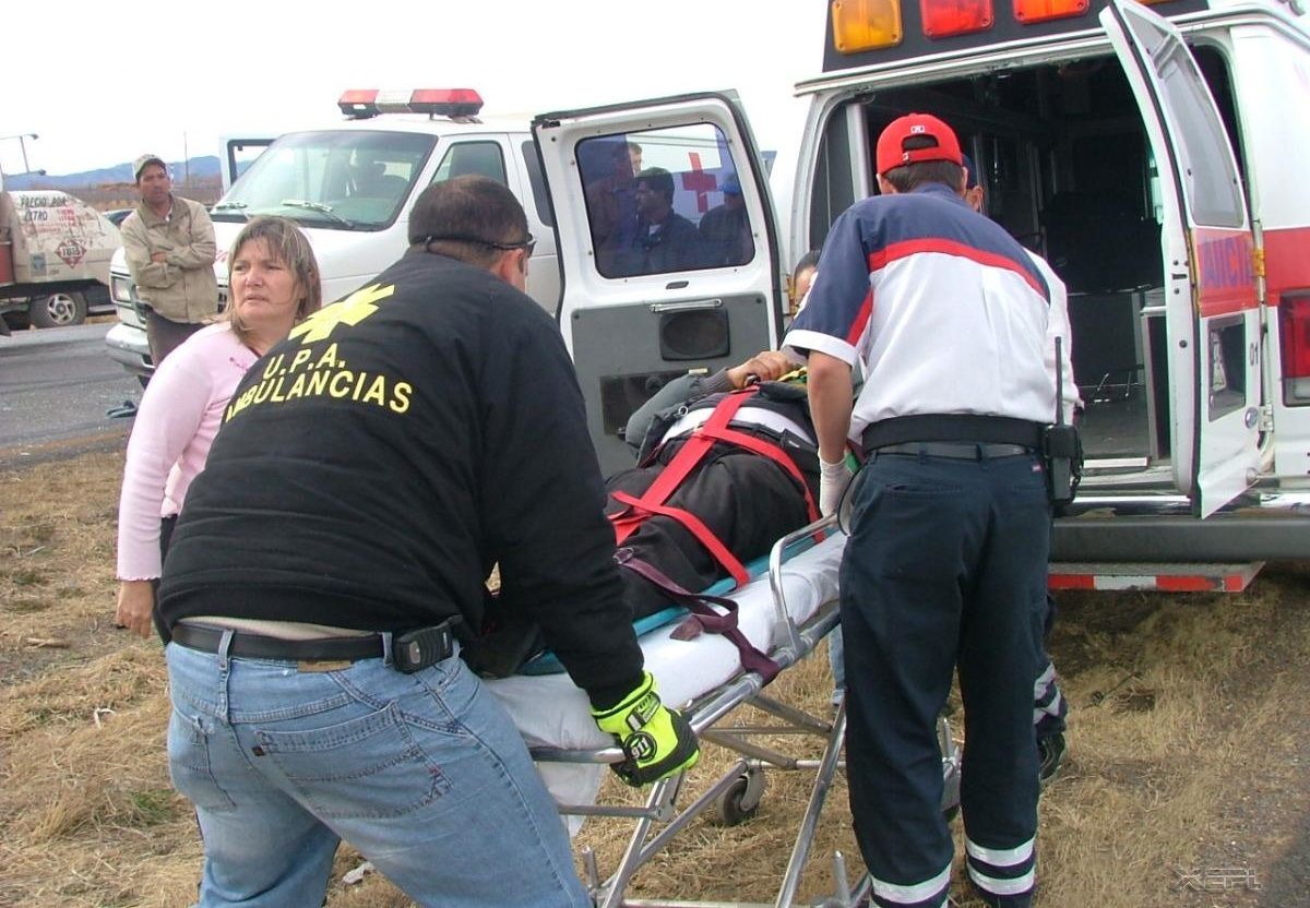 Choque en la carretera Guadalajara-Tepic deja un muerto y un herido Choque en la carretera Guadalajara-Tepic deja un muerto y un herido
