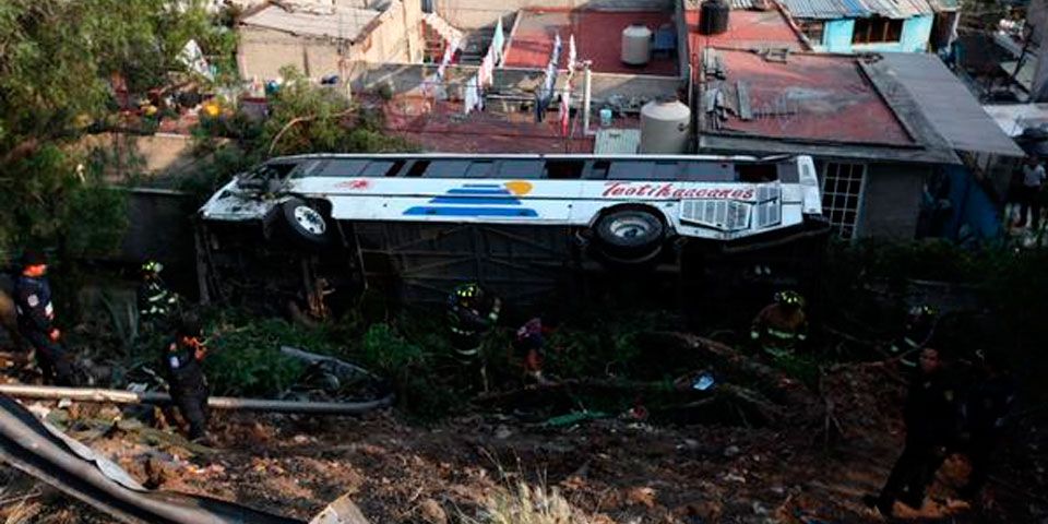 Suma 16 heridos accidente en carretera México-Pachuca Suma 16 heridos accidente en carretera México-Pachuca