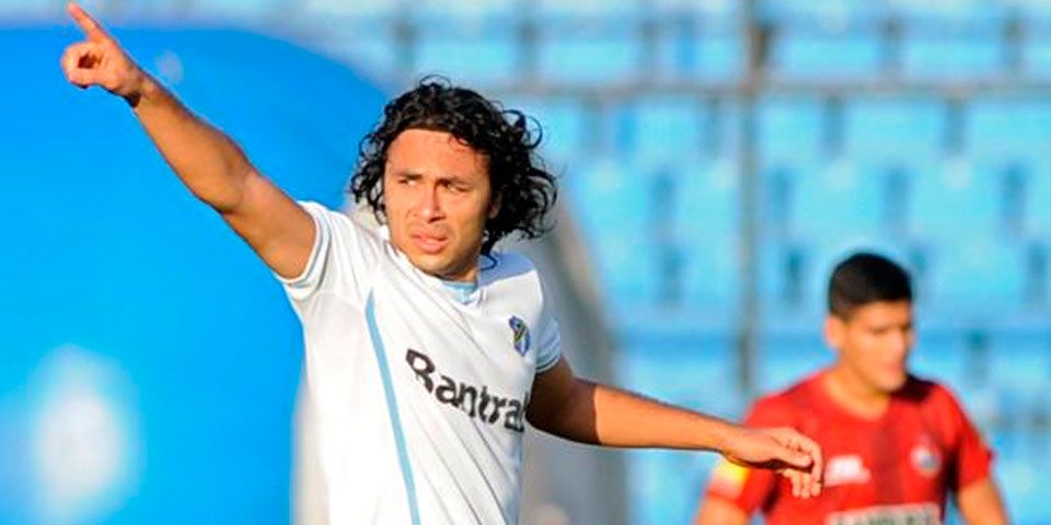 Comunicaciones campeón de Guatemala con goles de mexicano