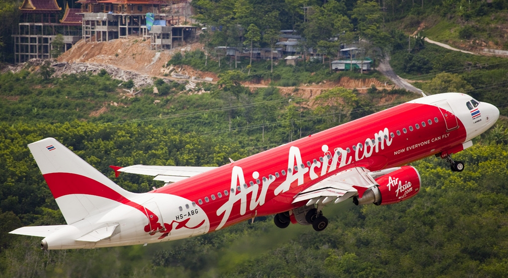 Francia abre investigación por avión de AirAsia Francia abre investigación por avión de AirAsia