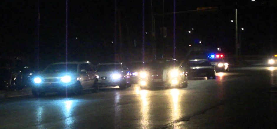 Detienen a 20 jóvenes por realizar arrancones en Río Churubusco Detienen a 20 jóvenes por realizar arrancones en Río Churubusco