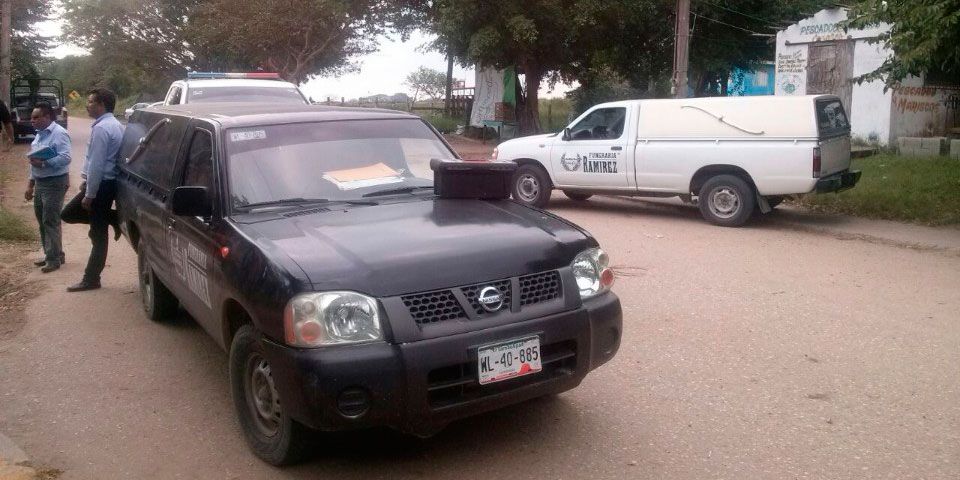 Muere joven afuera de telesecundaria