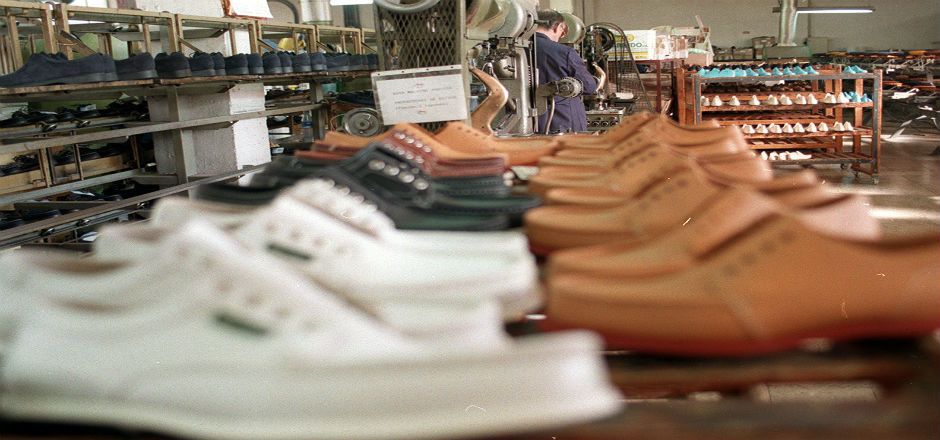 Dependencias gastan más de 6 millones en zapatos: SFP Dependencias gastan más de 6 millones en zapatos: SFP