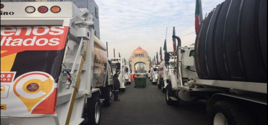 Renuevan camiones recolectores de basura en el DF Renuevan camiones recolectores de basura en el DF