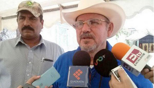 Se prepara Hipólito Mora para entregarse Se prepara Hipólito Mora para entregarse