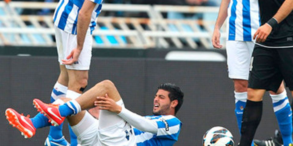 Carlos Vela no se recupera y se perderá duelo ante Levante Carlos Vela no se recupera y se perderá duelo ante Levante