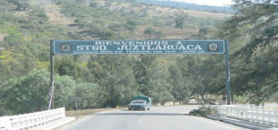 Muere un menor en accidente carretero en Oaxaca Muere un menor en accidente carretero en Oaxaca